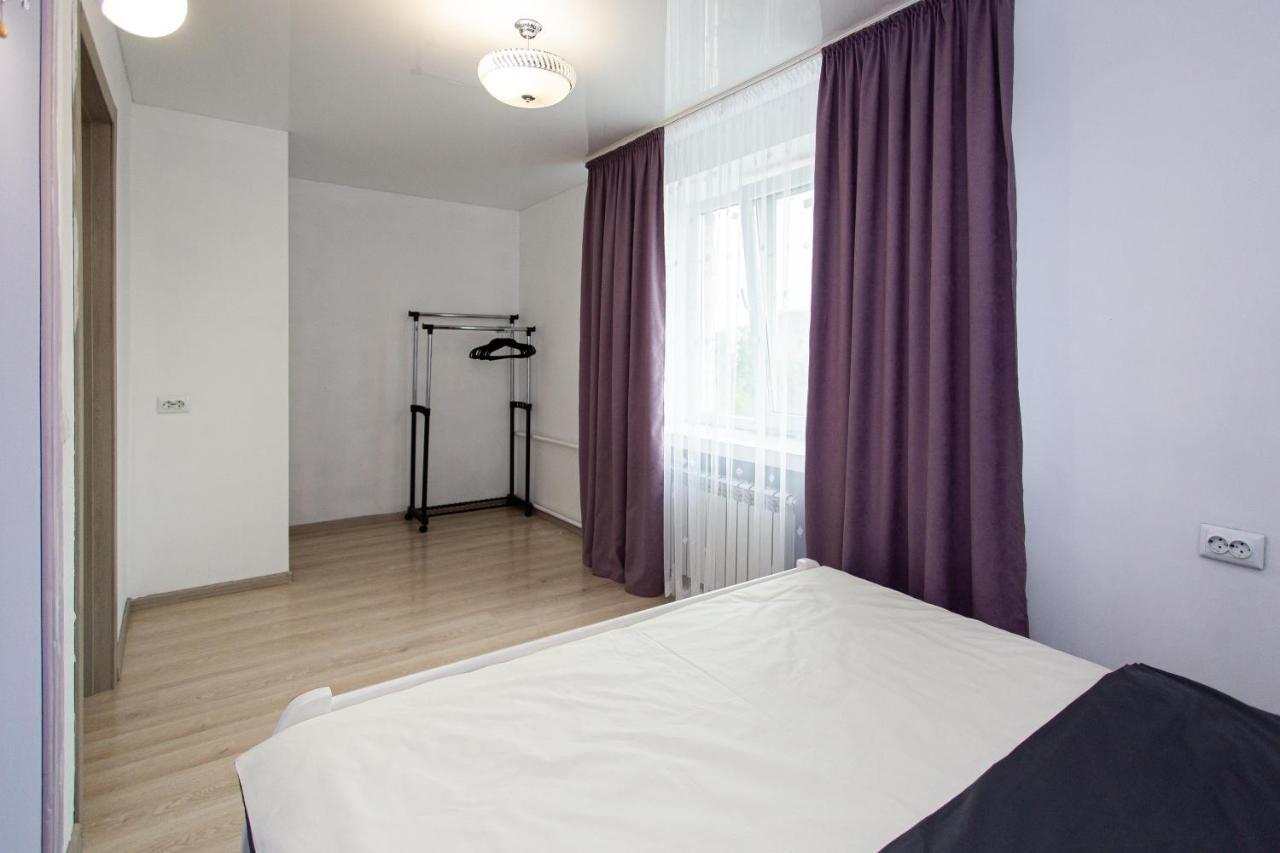 центр. вулиця руська. 2 кімнати Apartment