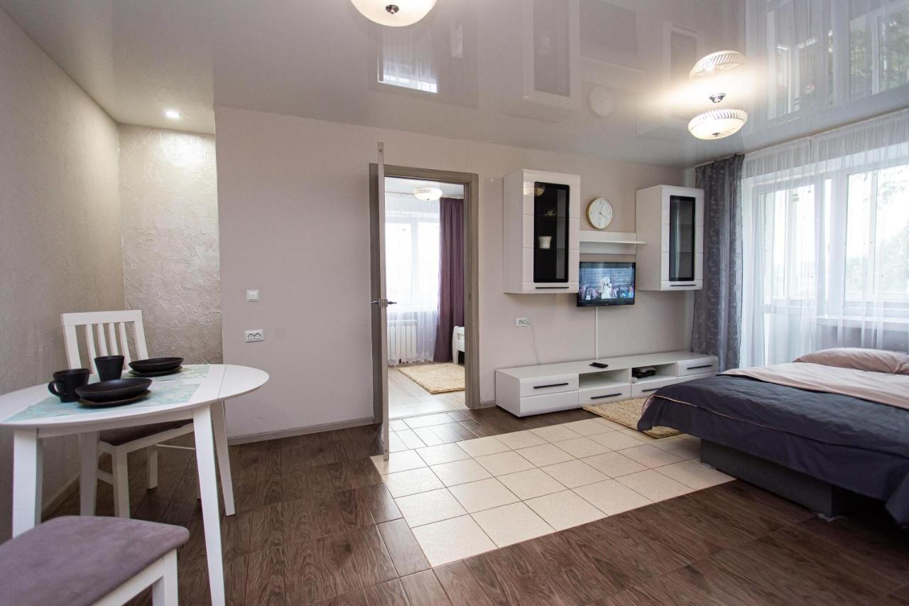 центр. вулиця руська. 2 кімнати Apartment Ternopil